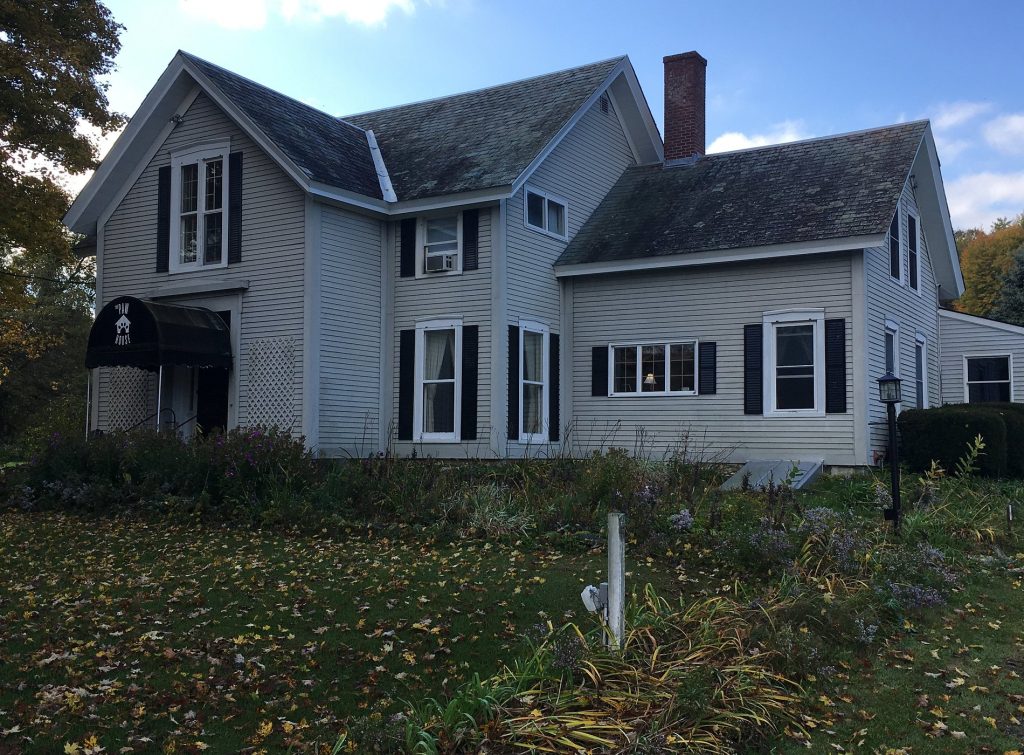 the-paw-house-inn.jpg
